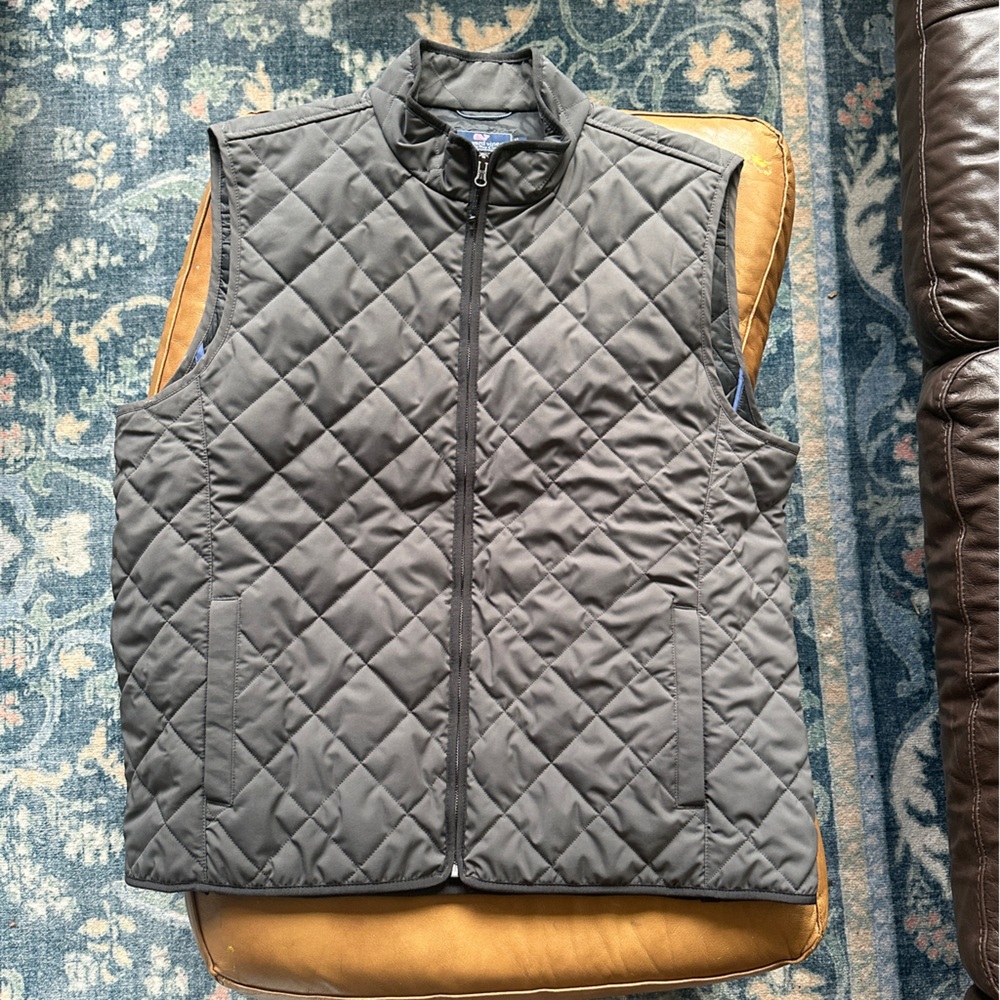 Vineyard Vines quilted vest, never worn